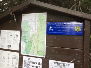 44 trails signage